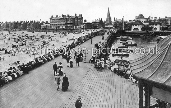 South Pier, Lowestoft, Suffolk. c.1911